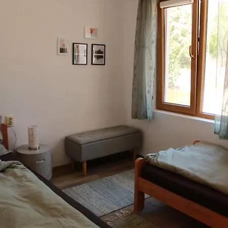 Сasa de vacaciones ижата 2 Borovitsa